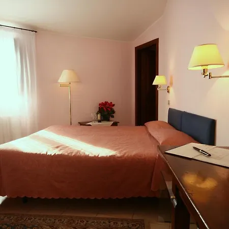 Casa Oliva Albergo Diffuso Bargni Exterior foto
